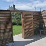 palissade bois coulissante jardin - Paysagiste à Vitré et Saint Lunaire