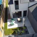 Aménagement jardin terrasse dallage grand format architecte paysagiste 3D secteur Fougères, Lécousse, Javené, Maen Roch